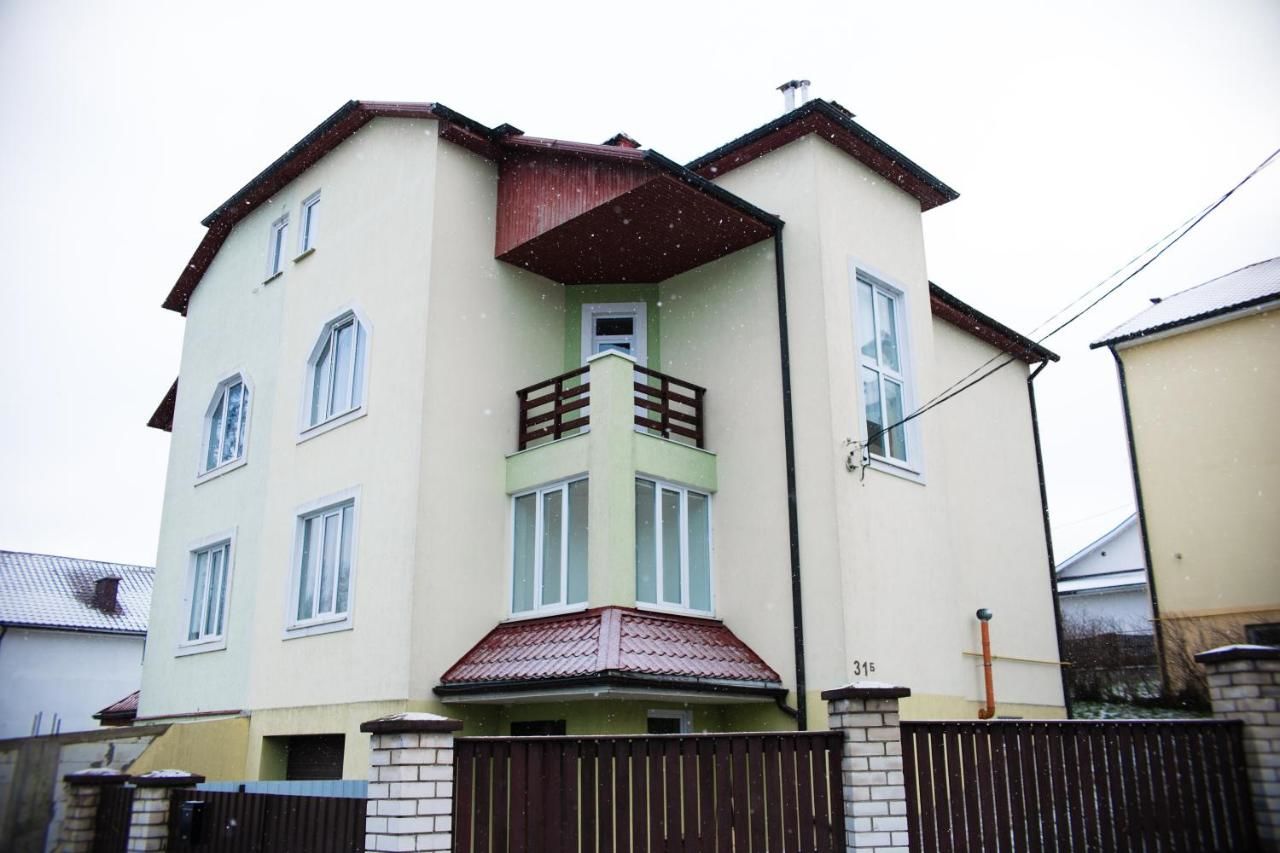 Хостелы Family Hostel Минск-4