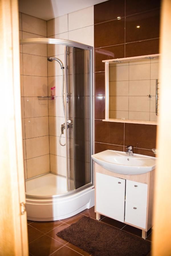 Хостелы Family Hostel Минск