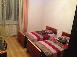 Хостелы Family Hostel Минск Двухместный номер с 2 отдельными кроватями-1