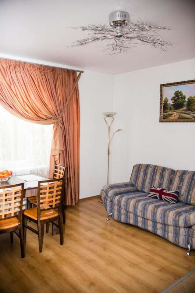 Хостелы Family Hostel Минск-21